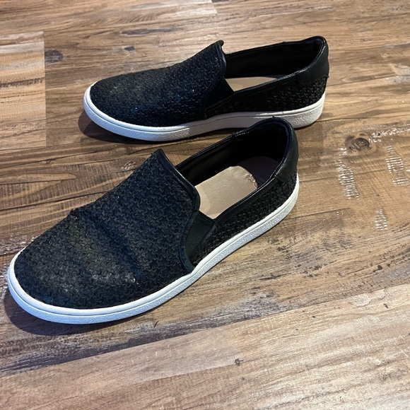 Ugg Sneakers - Size 6.5 - Picture 3 of 5